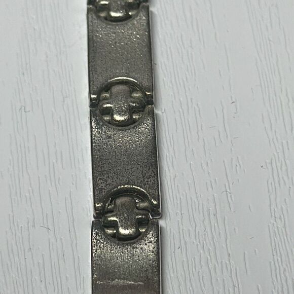 Vintage CHIC Ladies Gold Silver Stainless Steel Watch CH312 LOOK - Picture 9 of 11